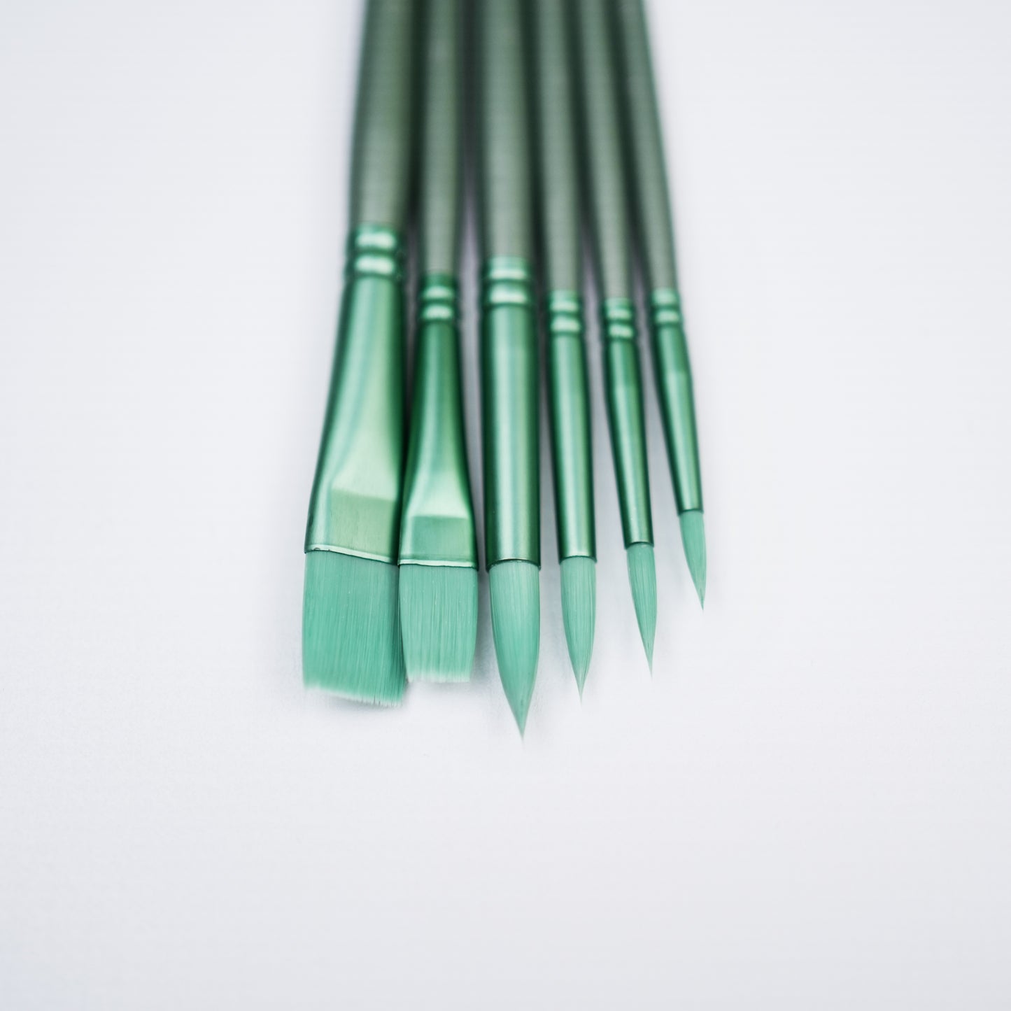 Free Nylon Brush Set (6 Pcs)